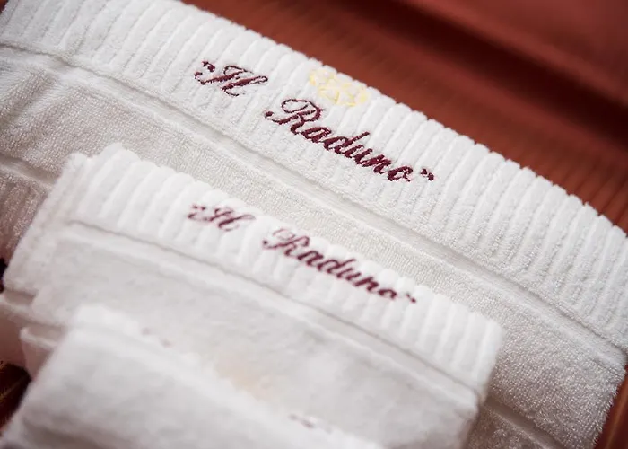 Il Raduno Κατάλυμα σε φάρμα